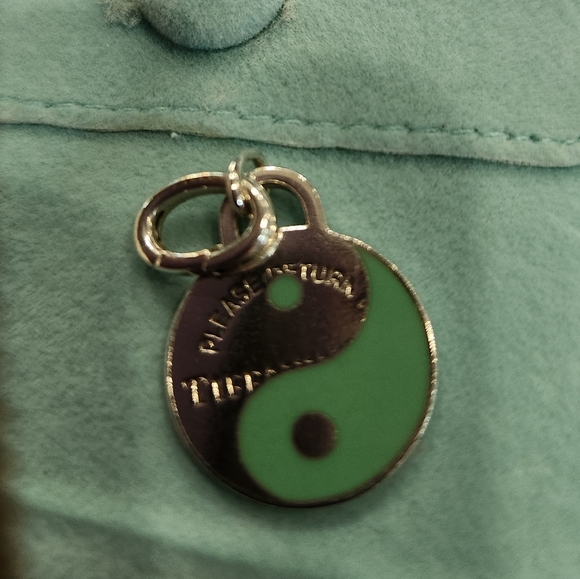 TIFFANY YIN/YANG RARE CHARM WITH TIFFANY CHARM CONNECTOR - Picture 1 of 5
